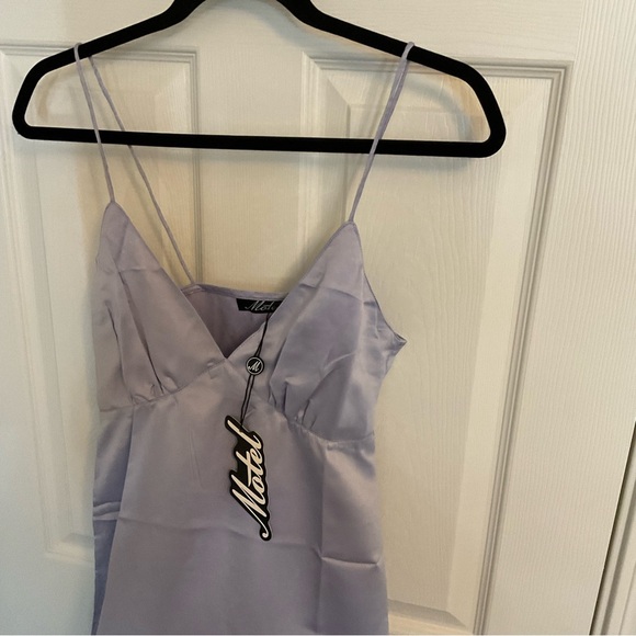 MOTEL NALA SLIP DRESS SIZE XSMALL - Picture 3 of 10